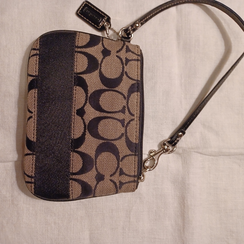 Coach Wristlet  NWOT